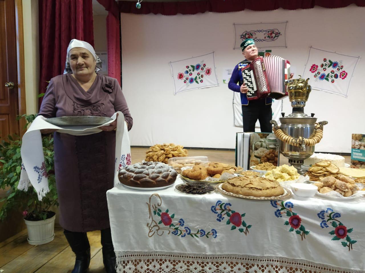 Ярмарка татарской кухни