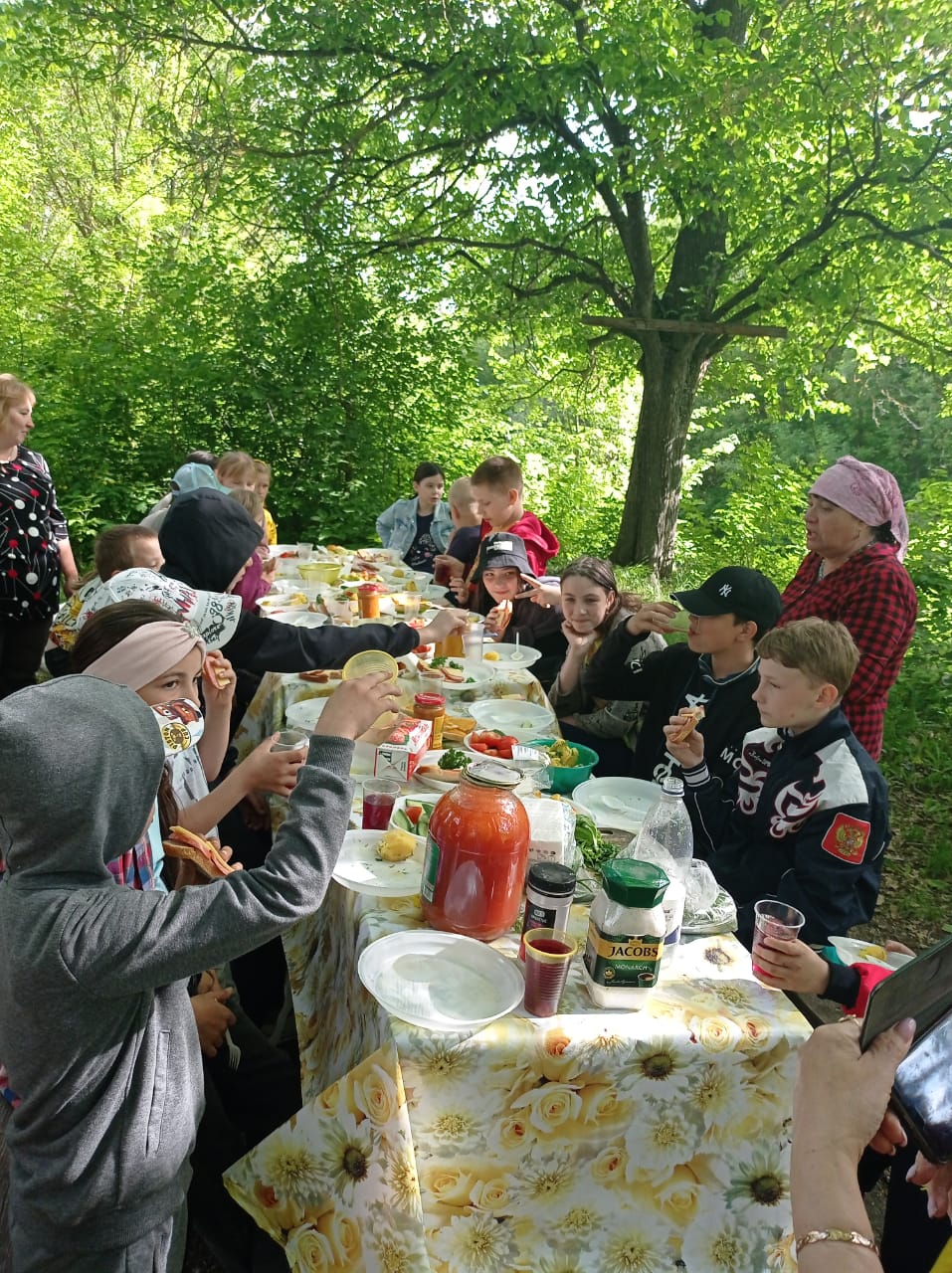 Для приемных семей организовали отдых на природе | 23.05.2023 | Буинск -  БезФормата