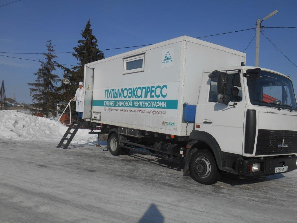 02.03.15 г. В с. Старый Студенец второй раз приехала машина флюрографии по  просьбе жителей.